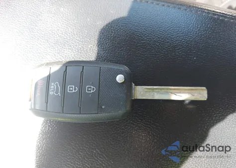 2020 Kia Sorento 2.4L Lx из США, поврежденный, VIN 5XYPG4A35LG705367